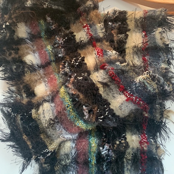 Winter texture shawl. - Picture 8 of 9